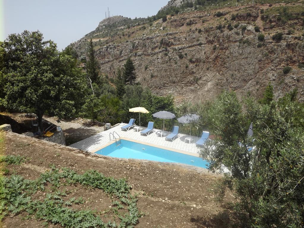 George House Bed and Breakfast Faralya Εξωτερικό φωτογραφία