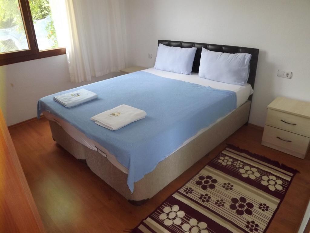 George House Bed and Breakfast Faralya Εξωτερικό φωτογραφία